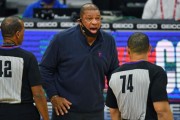 华体会官网入口注册-多人感染+球星隔离！NBA是否应该考虑封闭比赛？